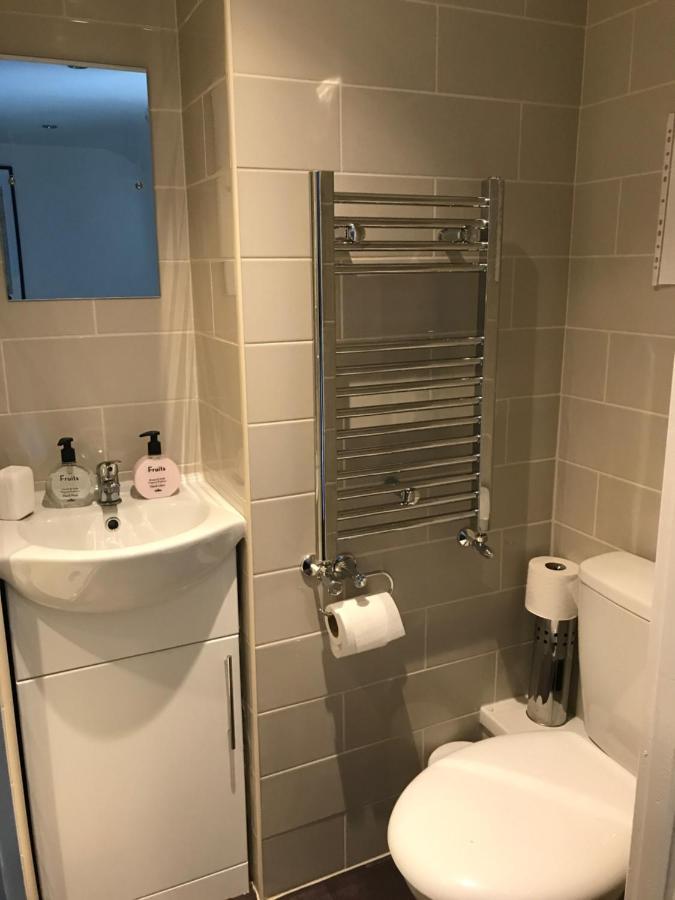 Cwtch Farm Bed & Breakfast Ystalyfera 外观 照片